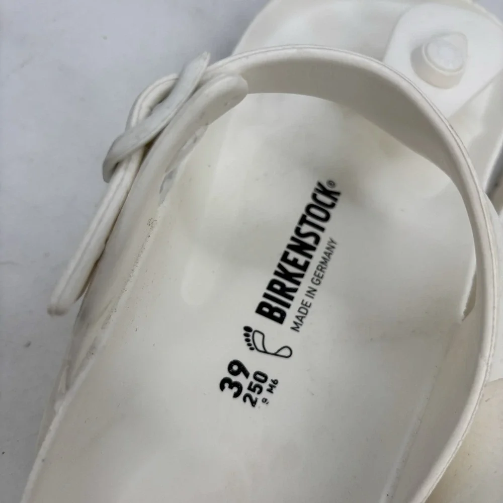 Birkenstock shop confidence