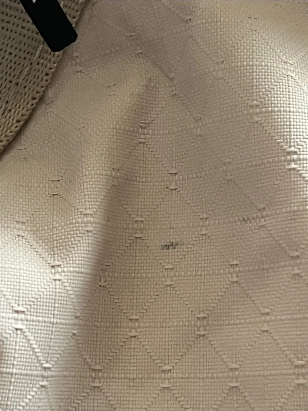 Athleta lightweight shoulder