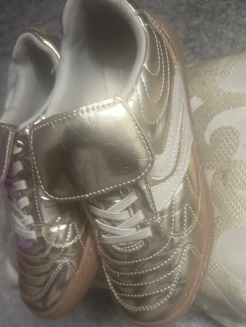 Madden Nyc gold madden