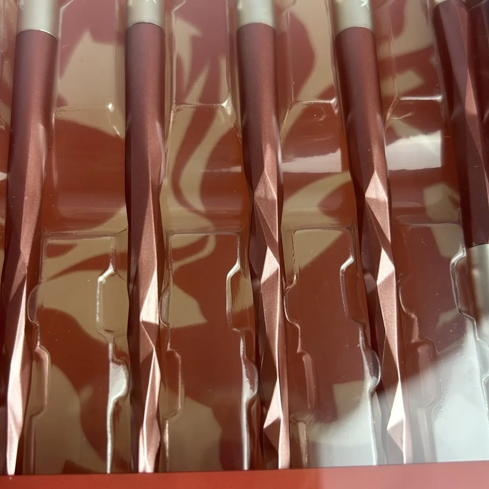 Sonia Kashuk Limited Edition Eye Brush Set - Burgundy 5 bushes one double ended
