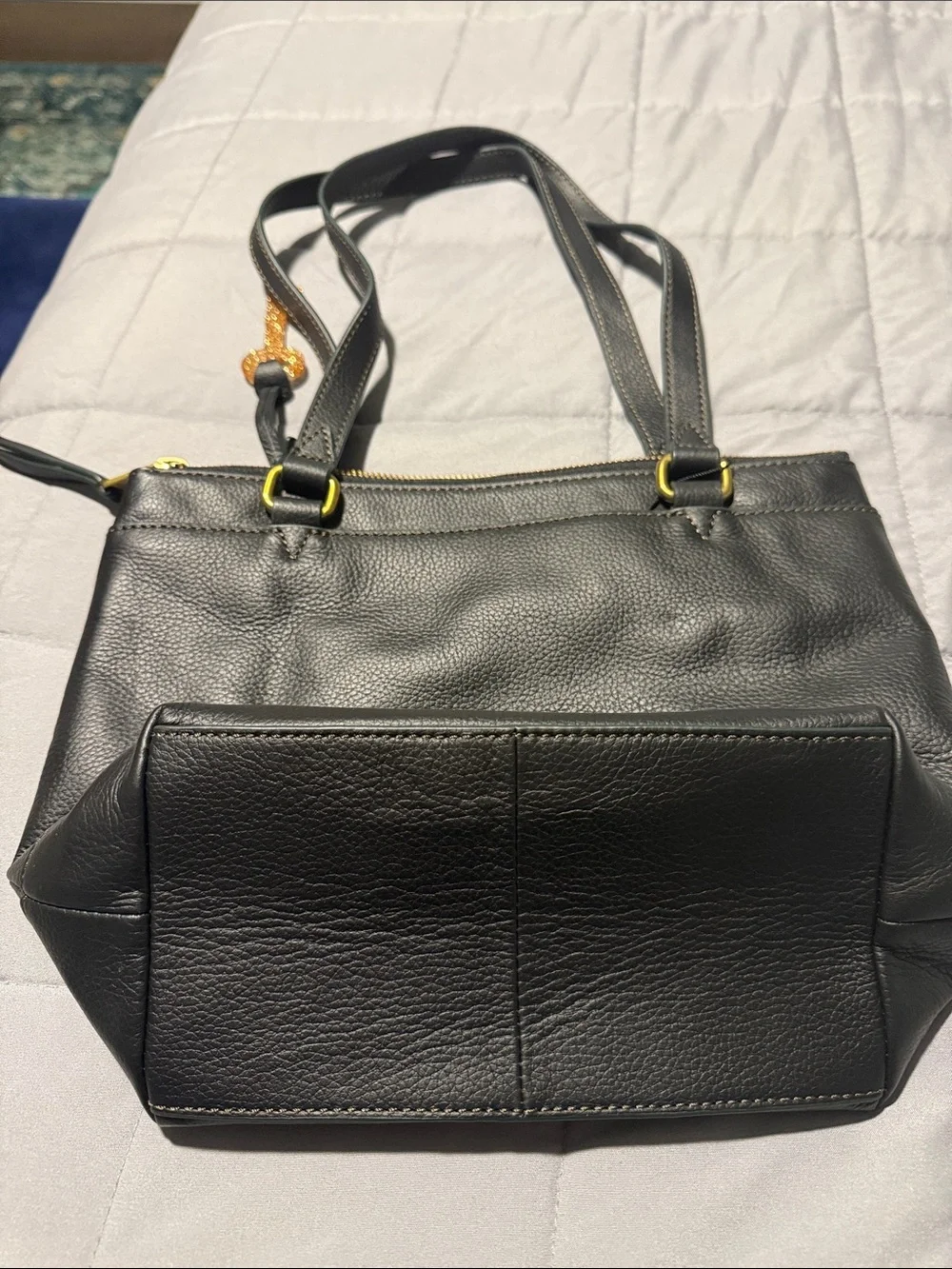 Fossil classic shoulder