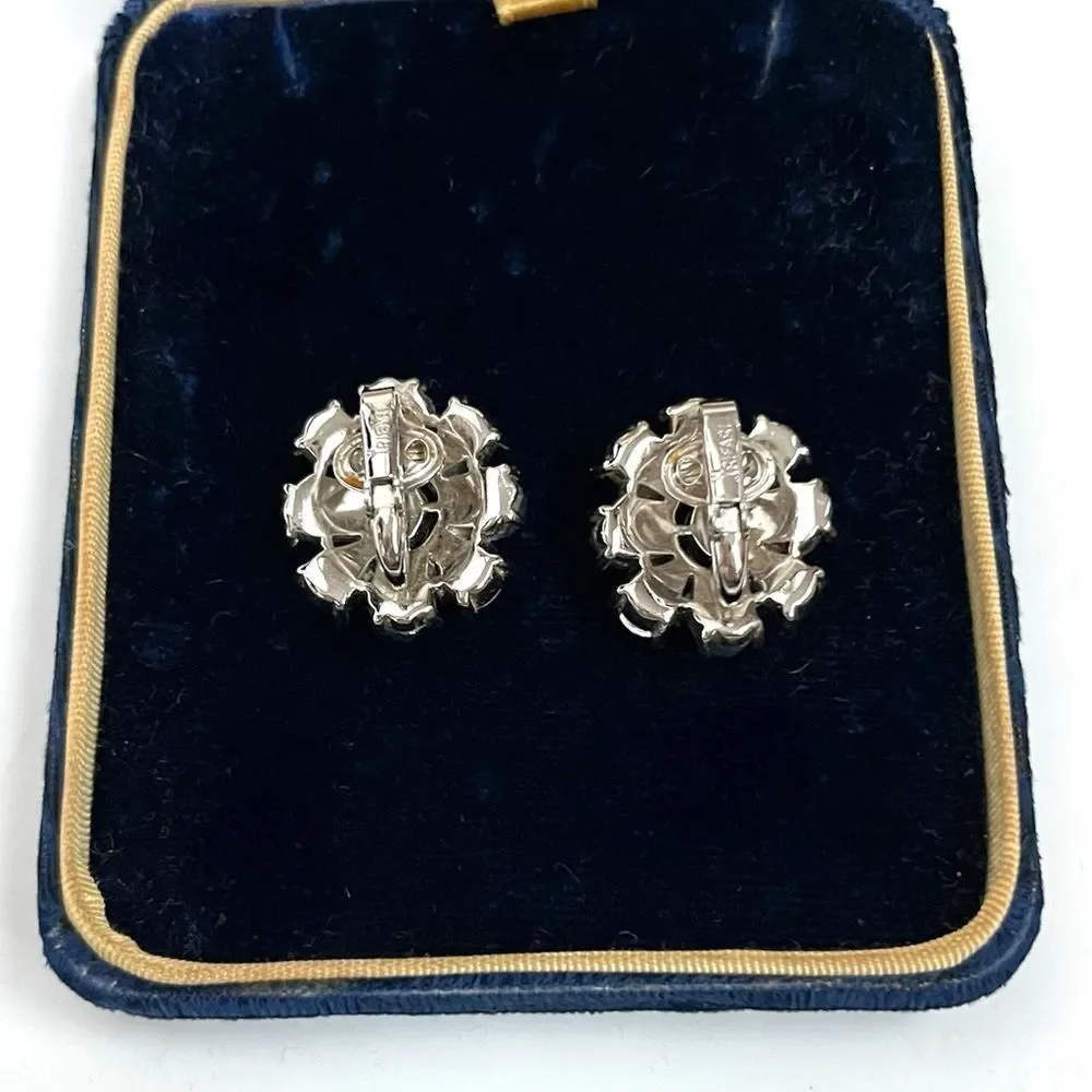 Crown Trifari vintage 1959