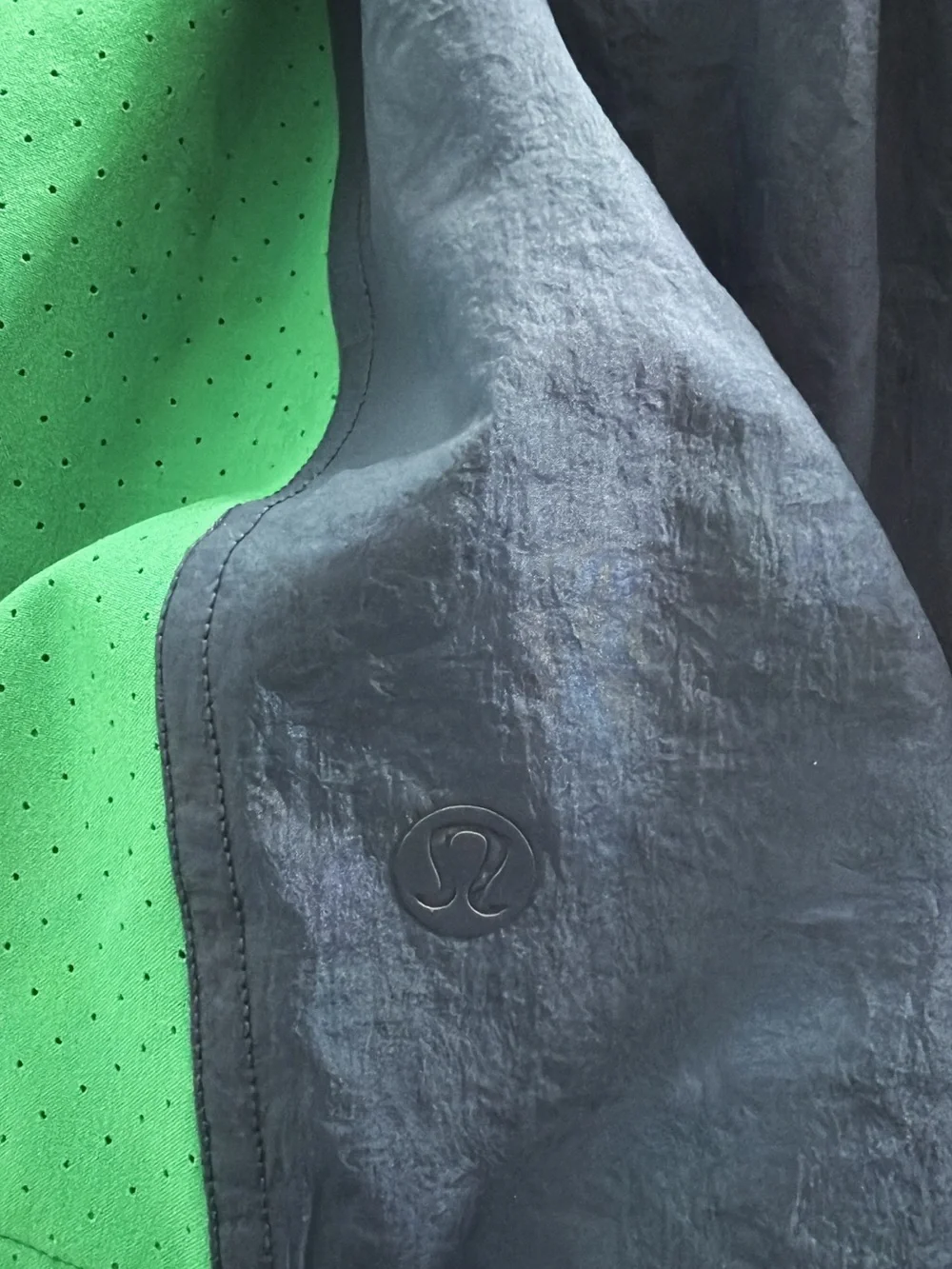 lululemon Women’s Medium Nylon Colourblock 5” Shorts