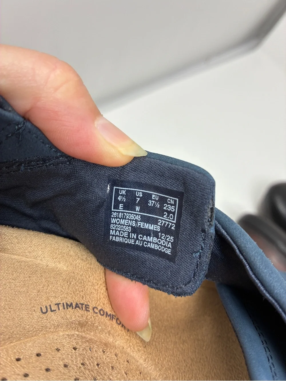 Clarks comfortable navy