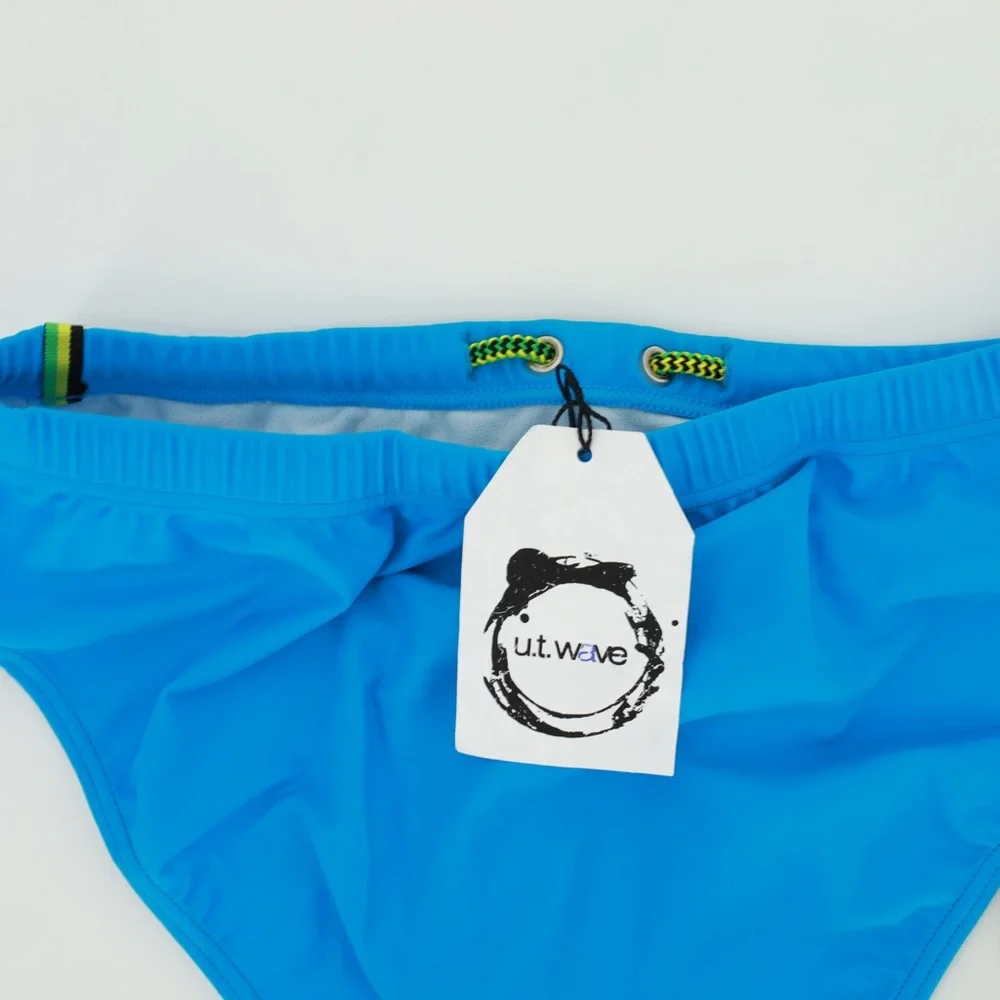 U.T. Wave size large