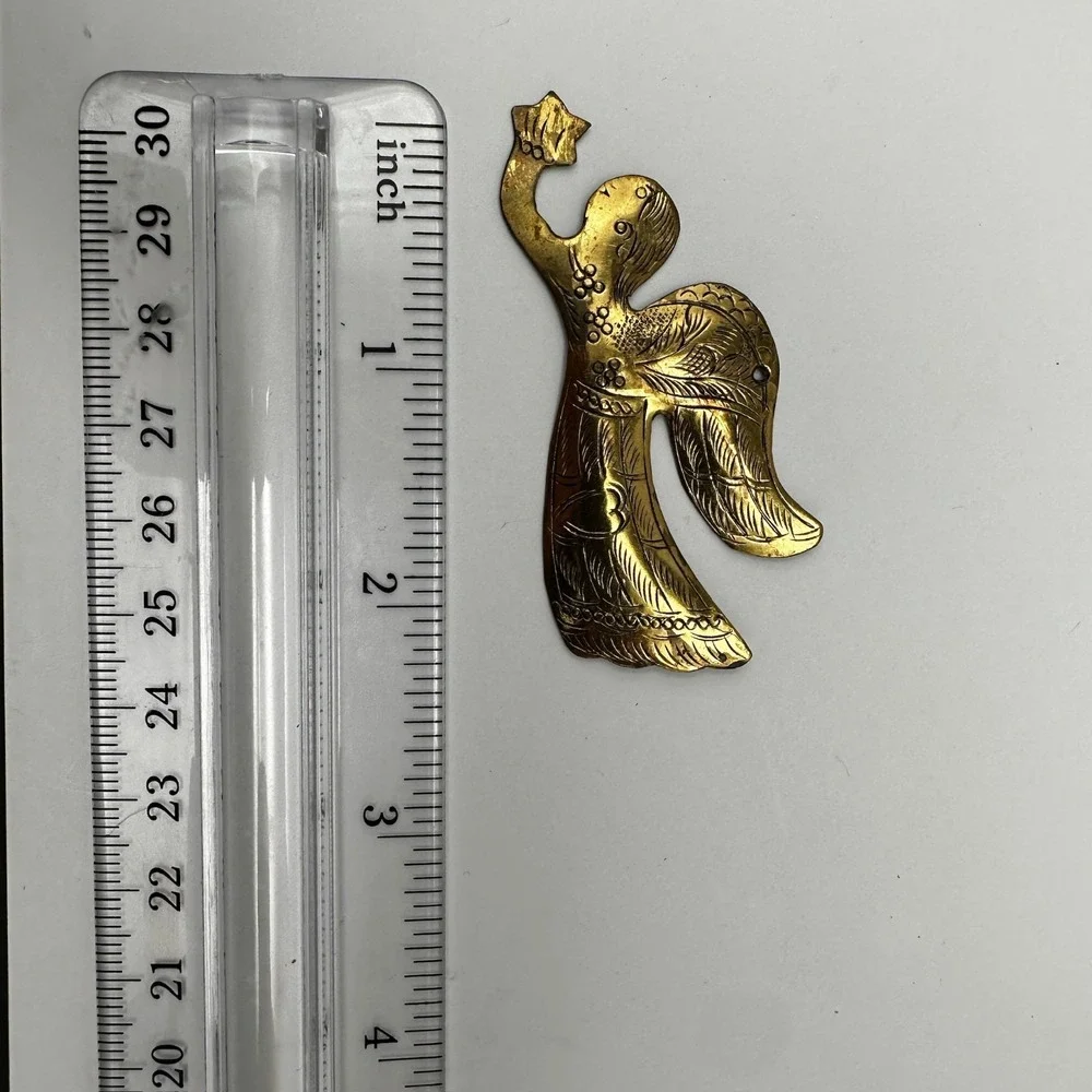 The Unbranded Brand high jewel