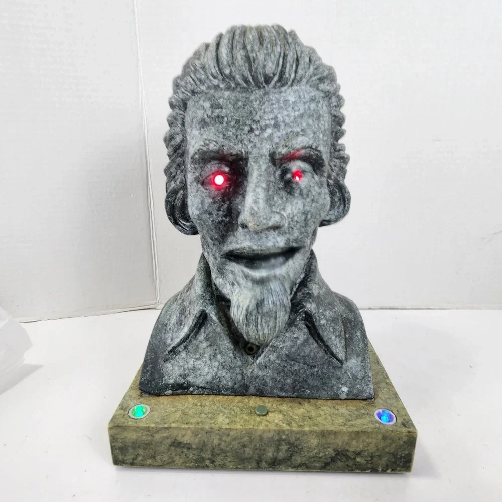 Gemmy Spooky Talking Motion Animated Statue Bust Head Halloween Decor Prop Light