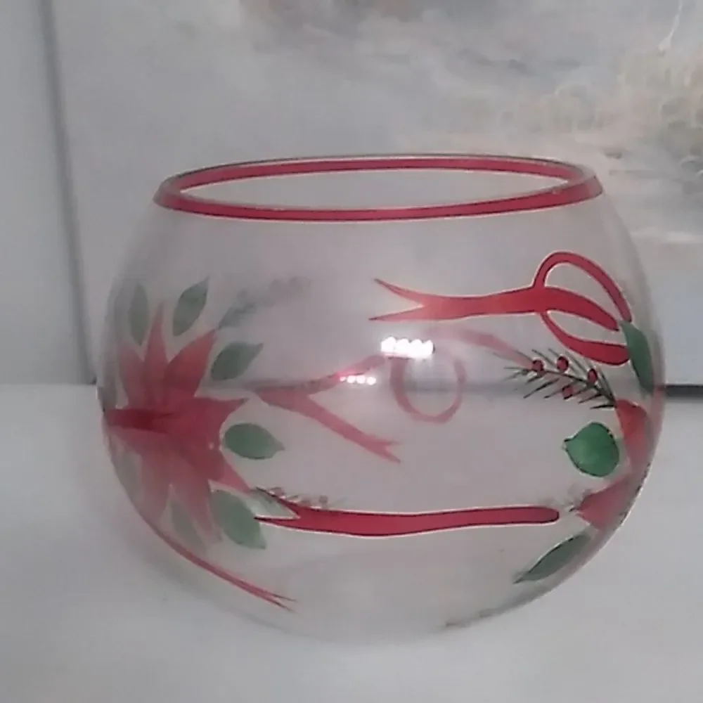 Poinsettia Glass Bowl #1