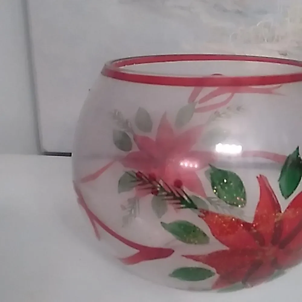 Poinsettia Glass Bowl #1