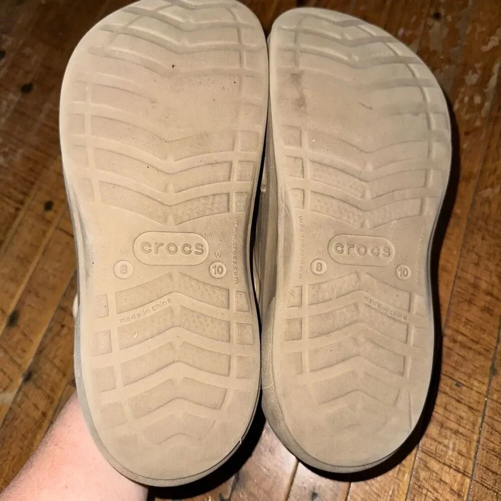 CROCS tan slip