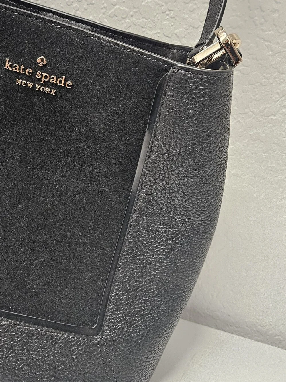 Kate Spade Black Pebbled Leather & Suede Crossbody Bag With Gold Hardware