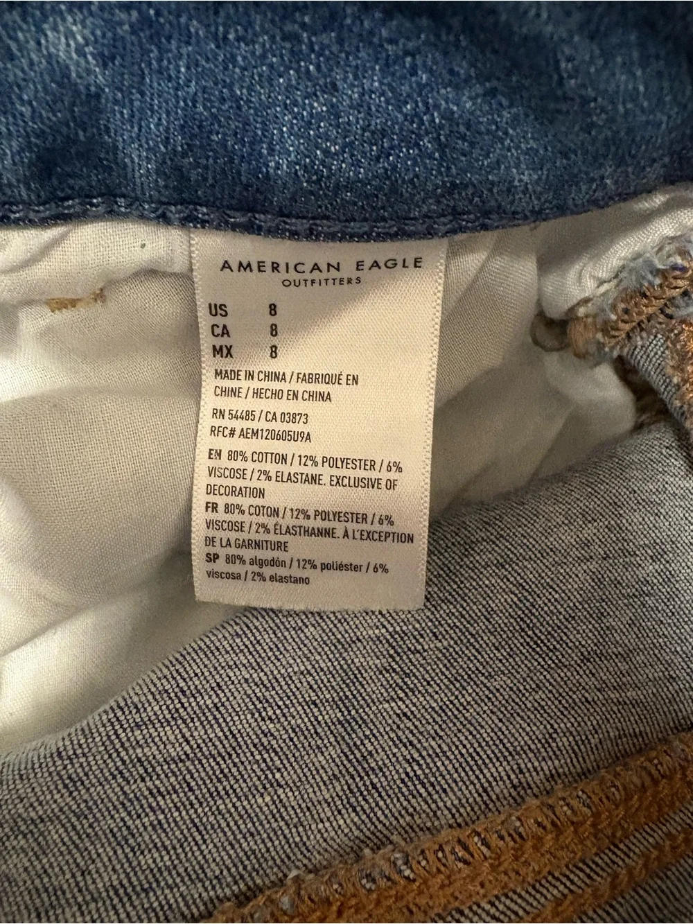 Women’s AE Curvy Hi-Rise Shortie Distressed Blue Denim Size 8