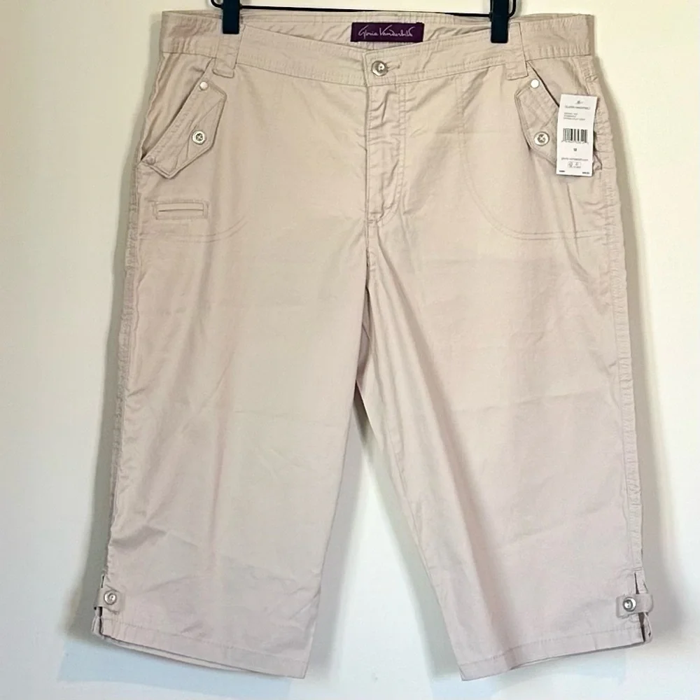 NWT Gloria Vanderbilt Katniss Utility Crop Shorts - Size 12