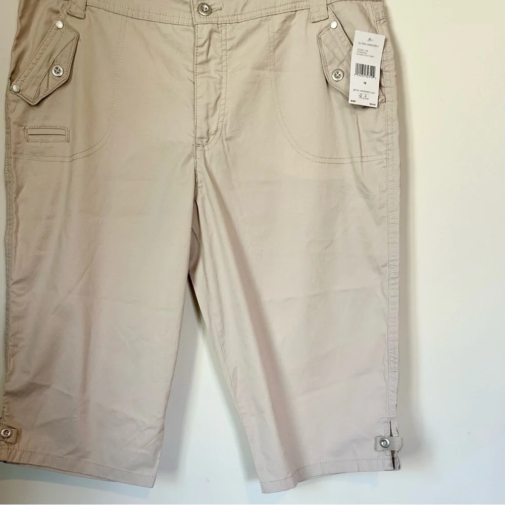 NWT Gloria Vanderbilt Katniss Utility Crop Shorts - Size 12