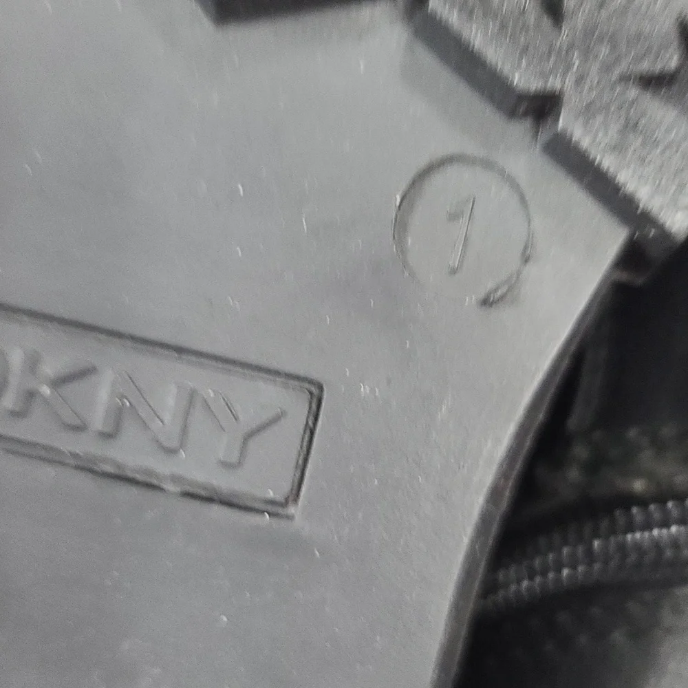 Dkny girls boots