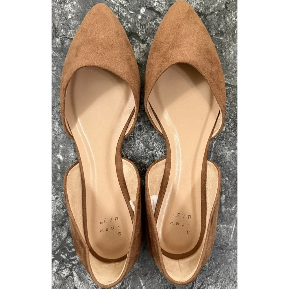 A New Day Womens Ae127 Julie Micro Suede Flats Memory Foam Cognac Sz 10 NEW