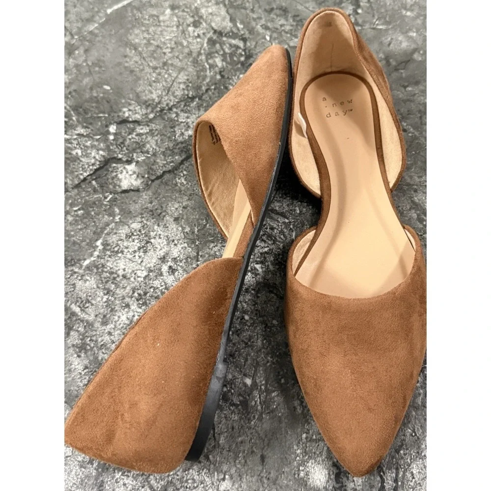 A New Day Womens Ae127 Julie Micro Suede Flats Memory Foam Cognac Sz 10 NEW