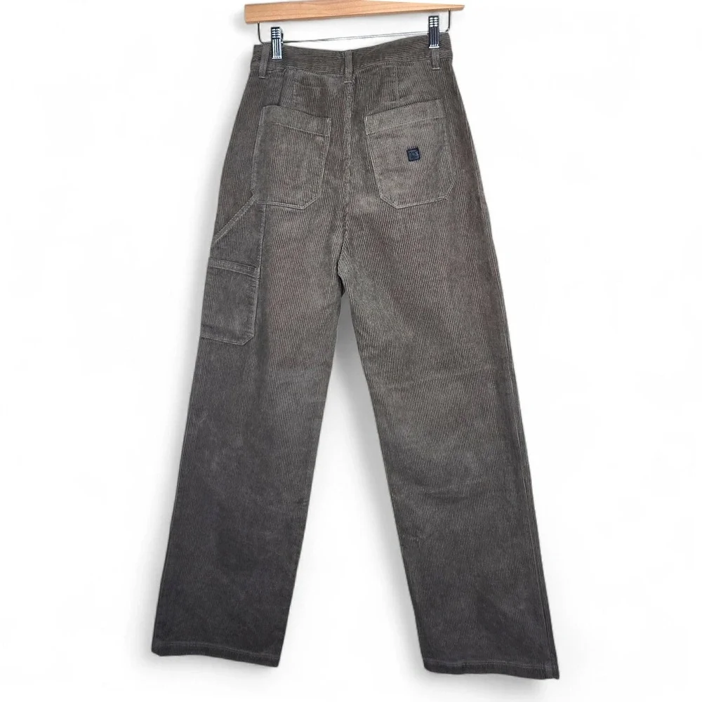 Roark charter corduroy