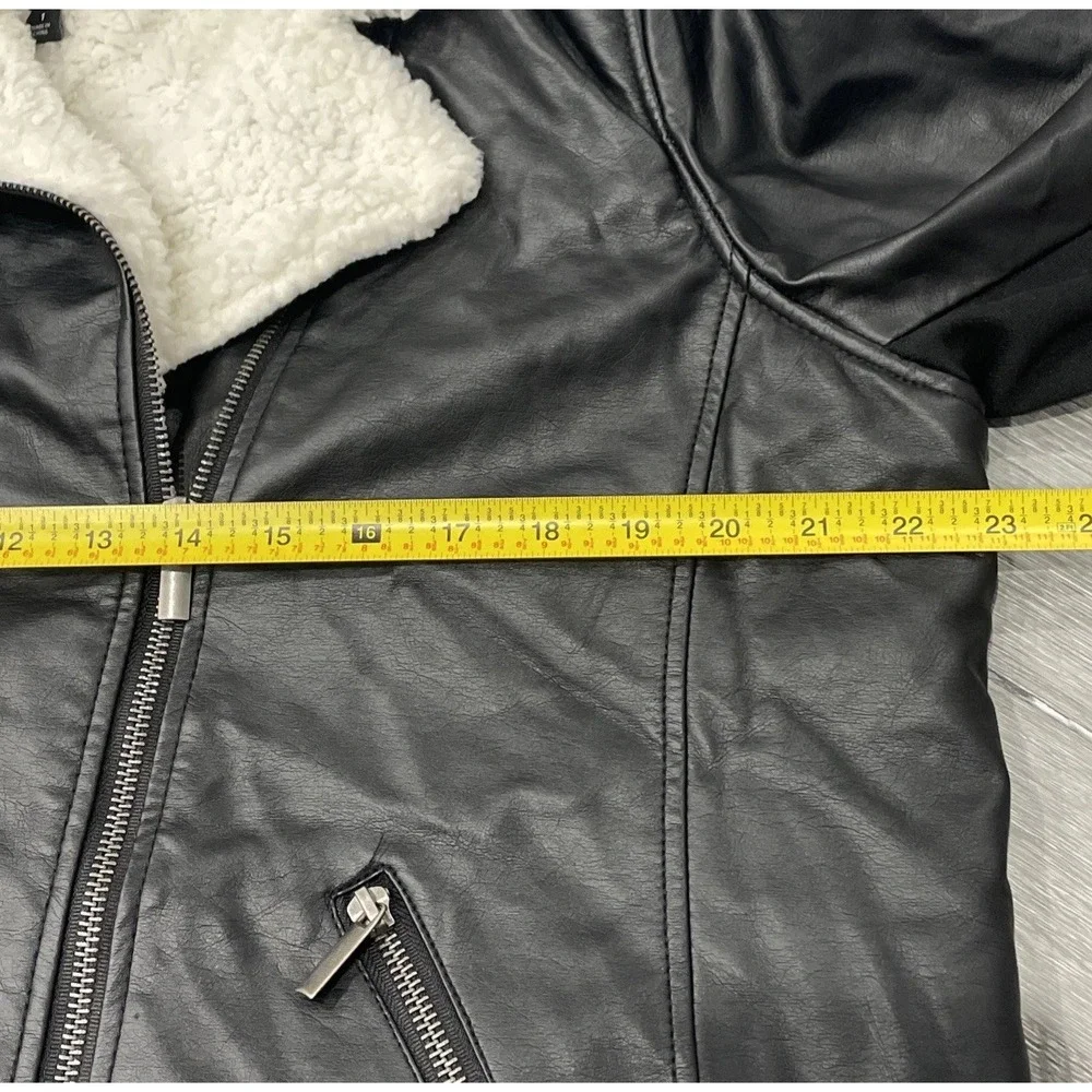NWT Torrid 4Sherpa Lined Moto Jacket Faux Leather Black Womens Size 1/1X‎ 14-16