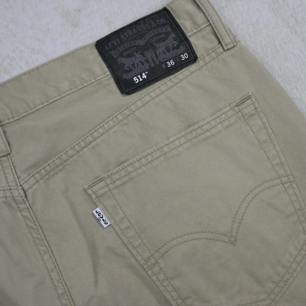 Levi‎ Strauss & Co. 514 Men 36x30 Straight Fit Tan Khaki Cotton Chino Pants