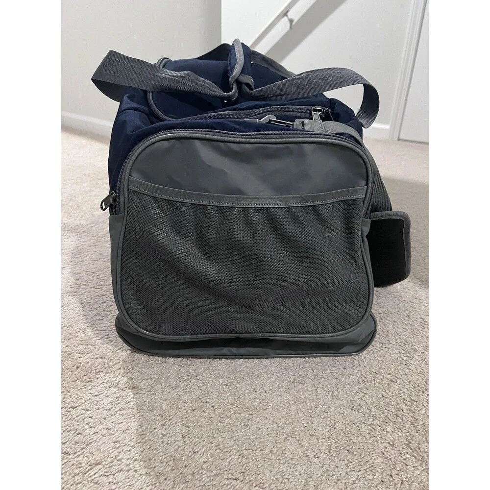 Under Armour UA Storm Duffle Bag Navy Blue Gray OSFM Water Resistant Gym Travel