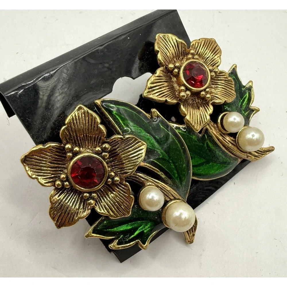 Vintage Avon Flower Pierced Earrings - Gold tone, Green enamel,‎ Faux Pearls