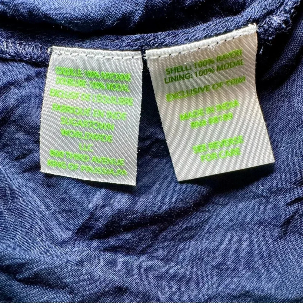 Lilly Pulitzer sleeves lining