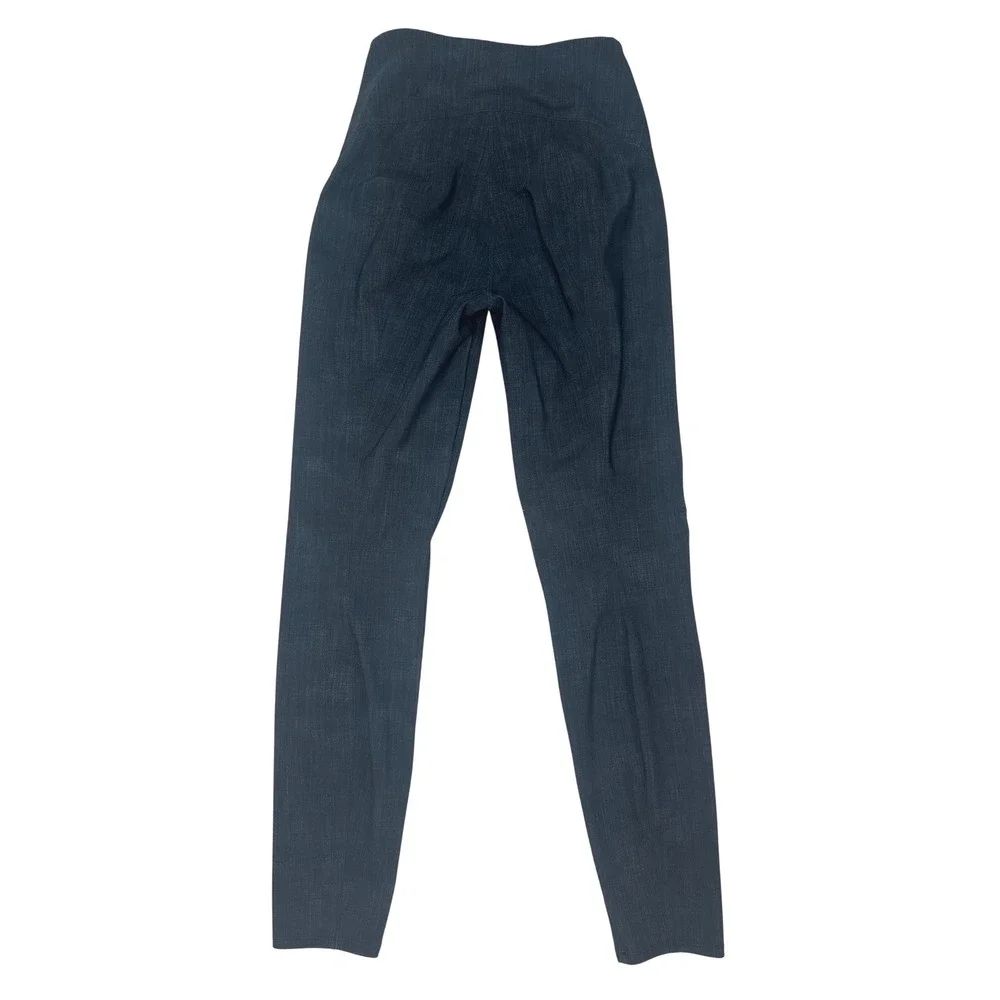 lululemon athletica size excellent