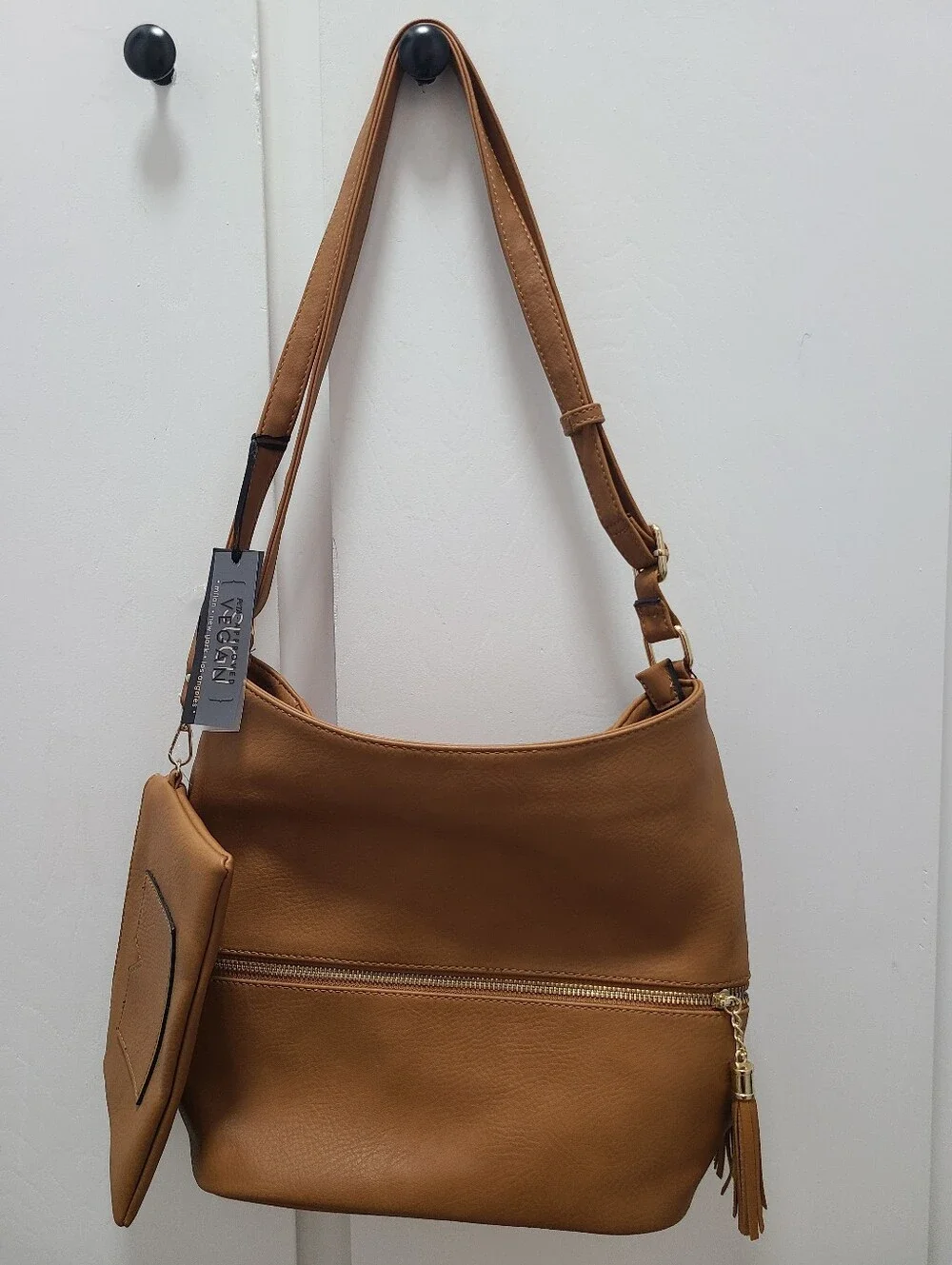 N/A spacious tan