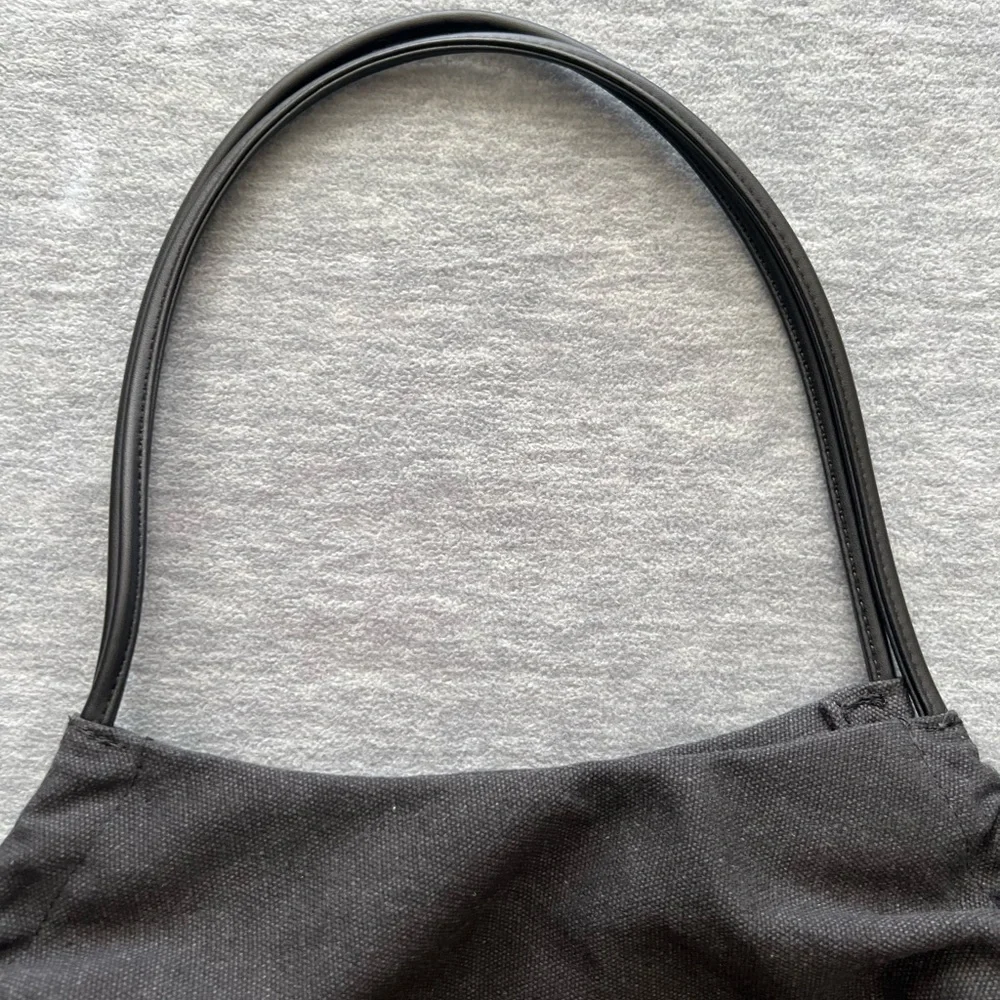 Most Wanted few zippered are