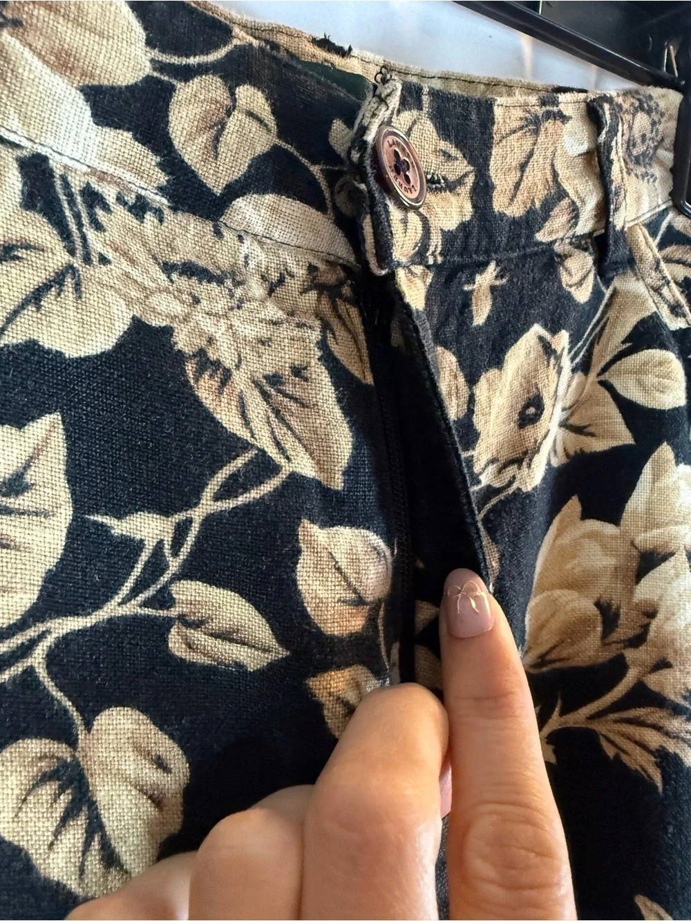 Ralph Lauren Black and Tan Botanical Petite Pants
