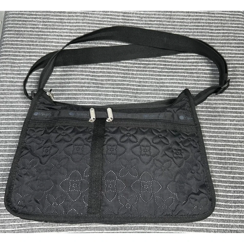 Lesportsac deluxe everyday