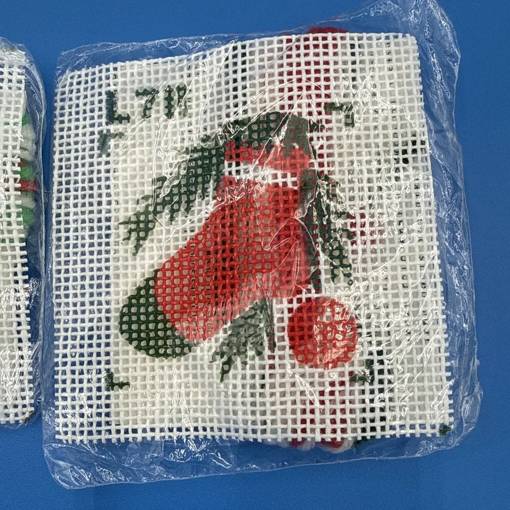 The Unbranded Brand vtg christmas