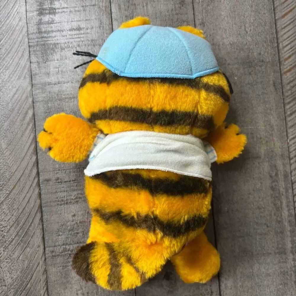 Vintage Garfield Baseball Plush Cat Stuffed Animal – 1978/1981 – Dakin