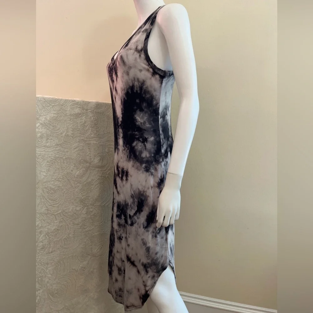 Livi Olivia Rae effortless sleeveless