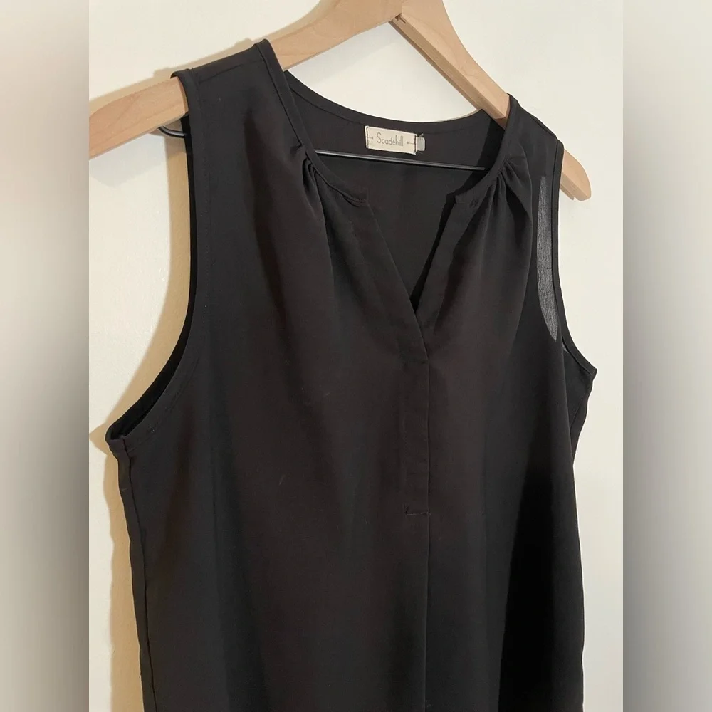 Spadehill Black Sleeveless Blouse Top Size Medium Closet Staple Lightweight
