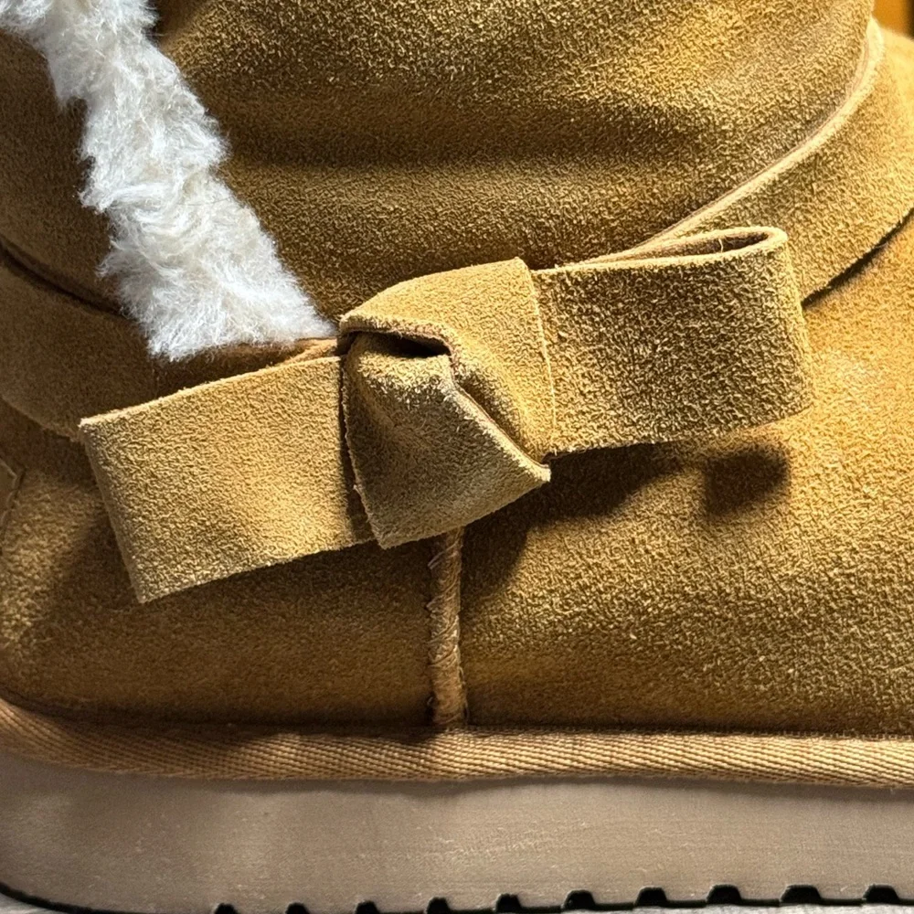 Koolaburra‎ By Ugg Women's Arlena Short Boots Suede 1128258W Tan 10 Wide Winter