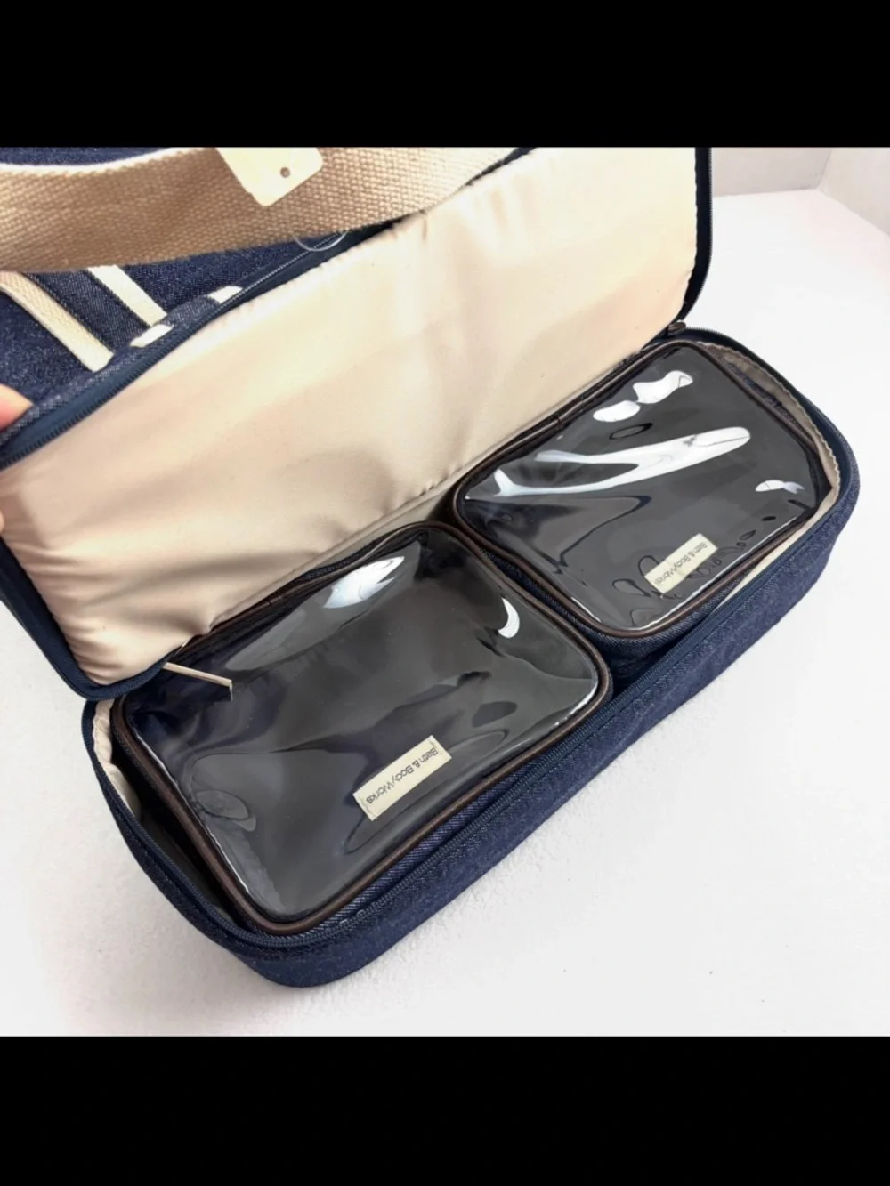 NWT Bath & Body Works Denim Toiletry Bag Makeup Case w/ Bottom‎ Zip Compartment