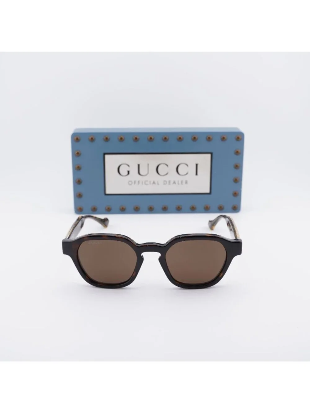 Gucci model gg1730s