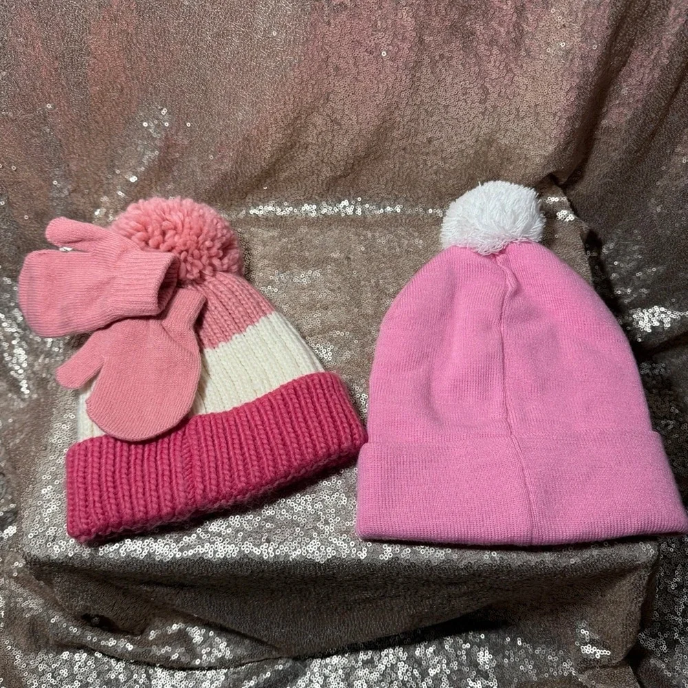 Girls' Winter Hat & Mittens Bundle – Brand New Swiss Tech Set & Hello Kitty Bean