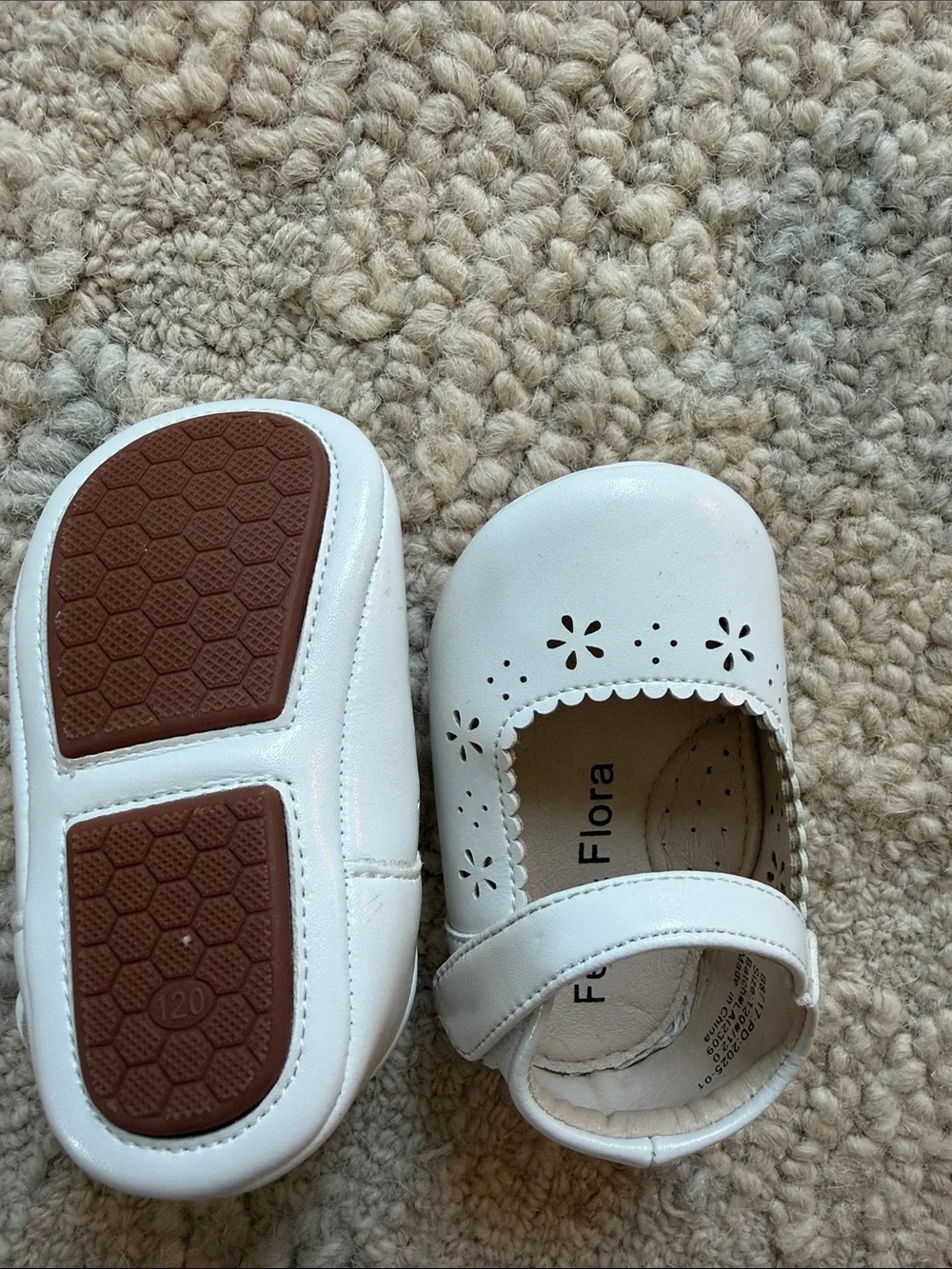Felix & Flora classic white