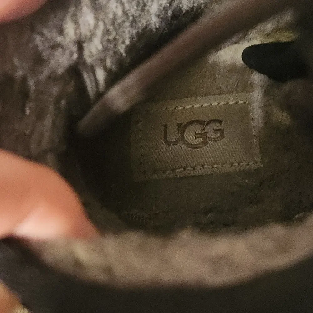 UGG pre owned