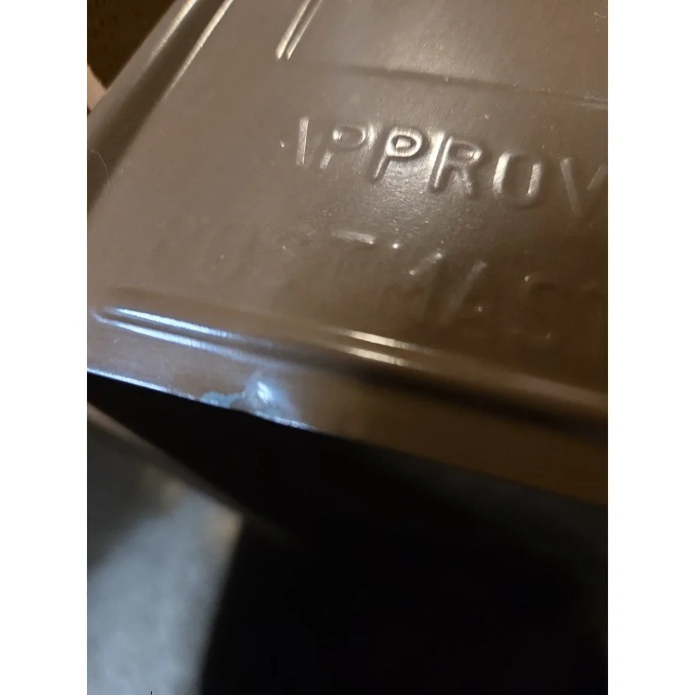 Handmade from sleek packages