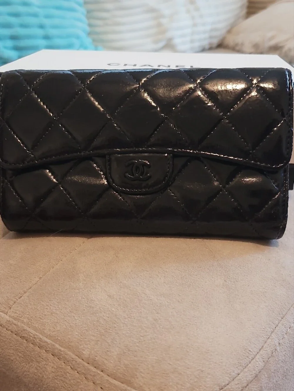 CHANEL elegant card
