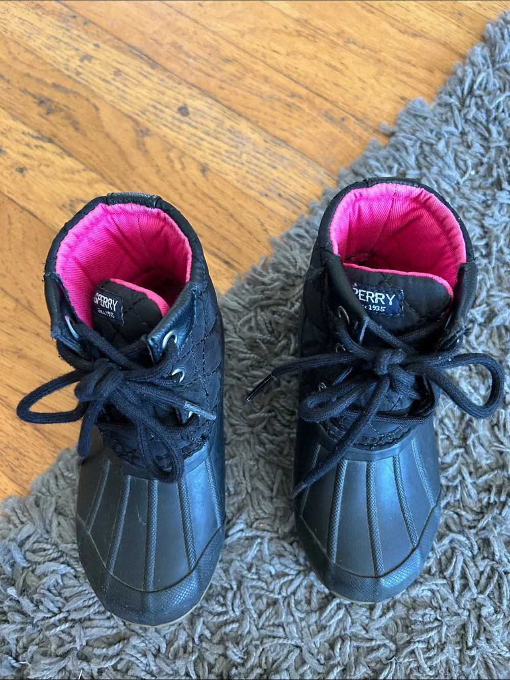 Sperry preowned size