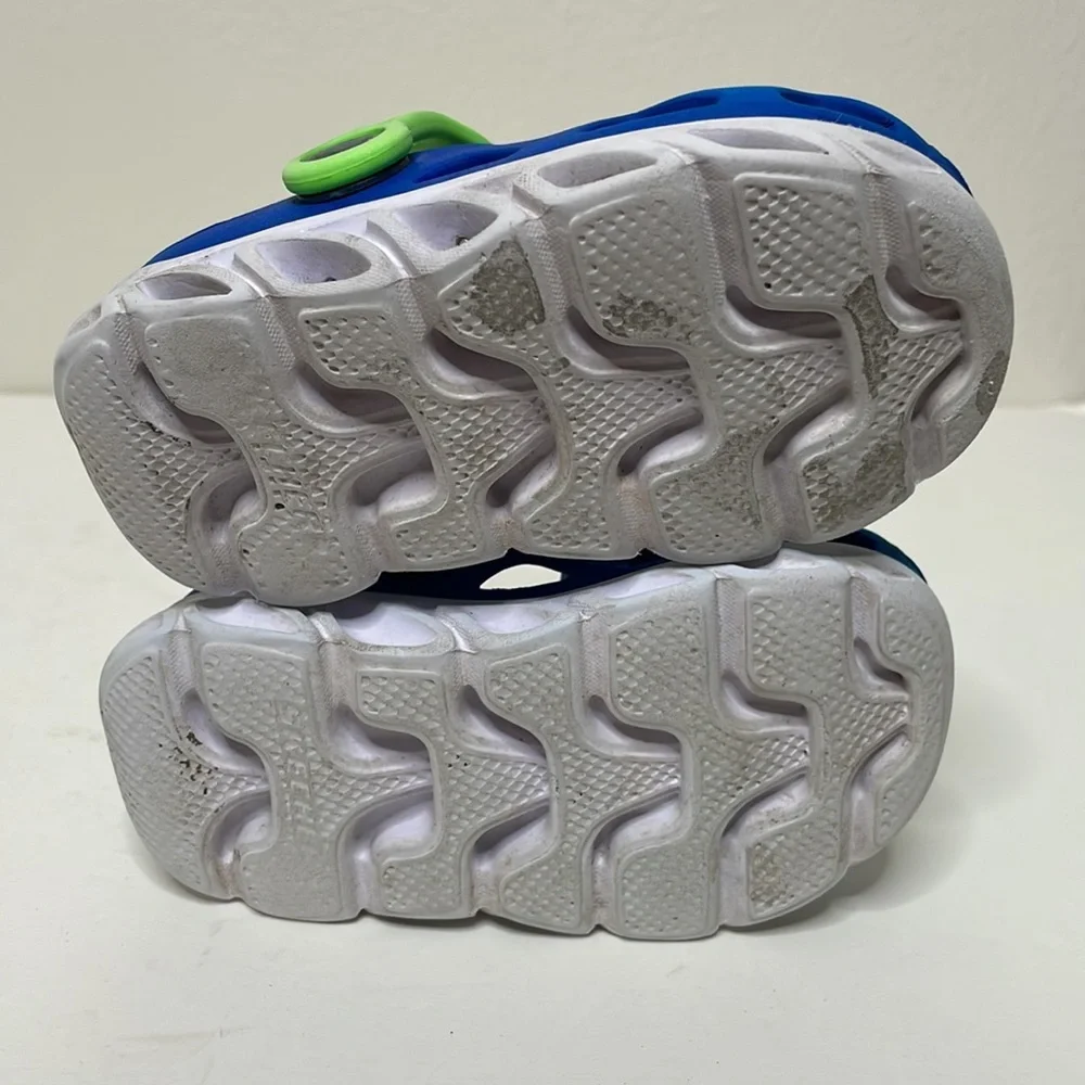 Skechers‎ Infant Slip On Sandals sz 6 Blue Bottom Lights