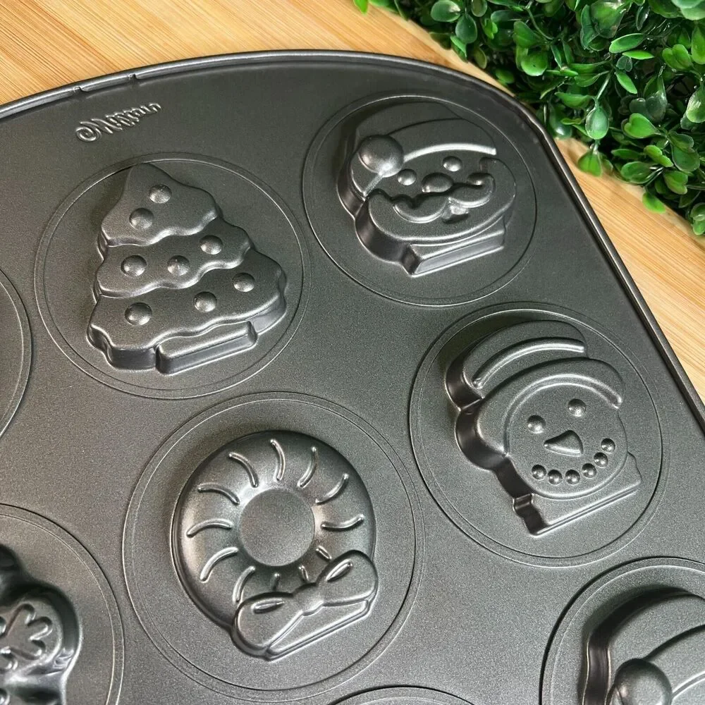 Wilton Cookie Pan Mold Christmas 12 Cavity 12 Designs Holiday Baking Santa Snow