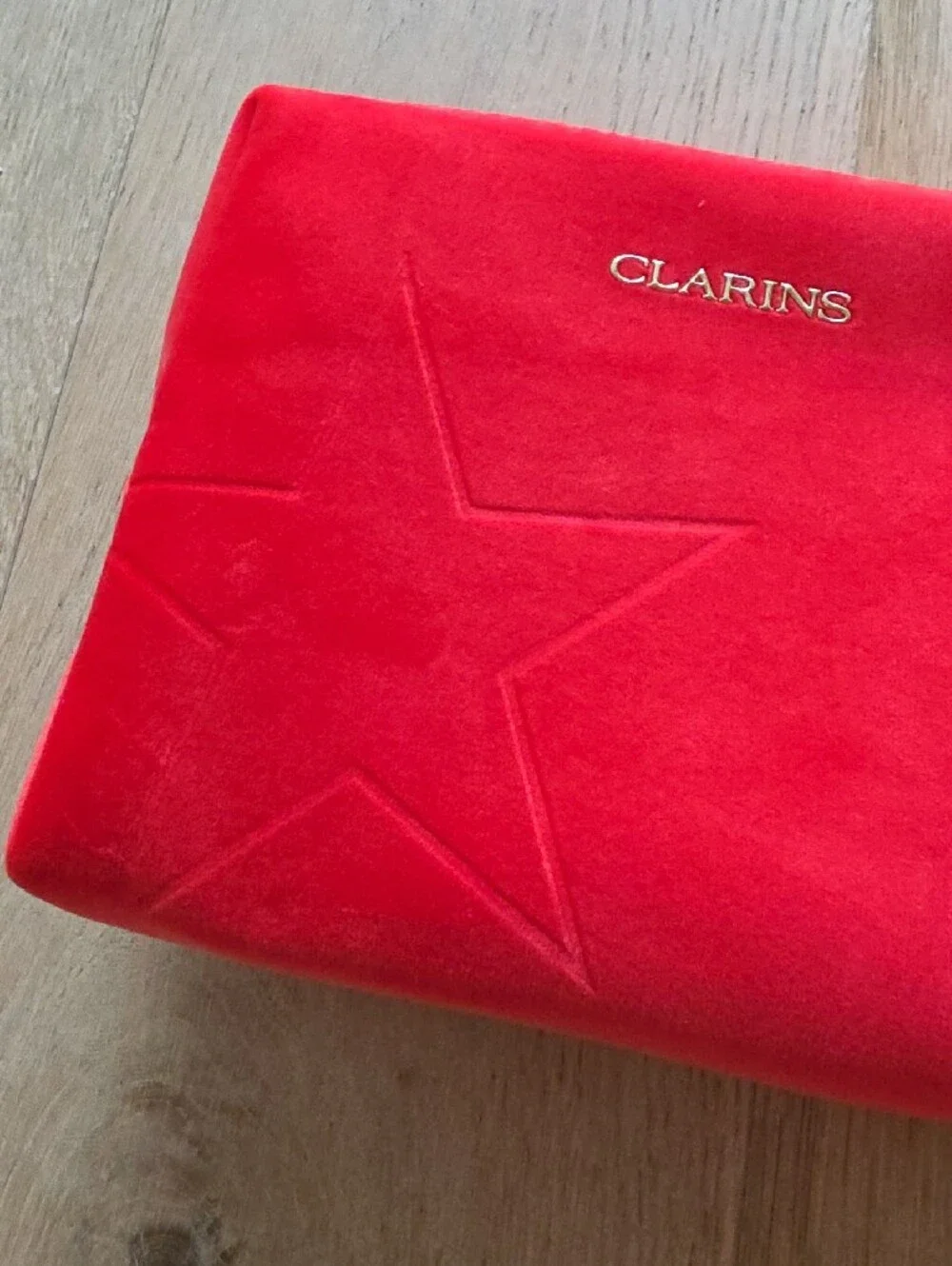 NWOT Clarins Red Velvet 'Star' Toiletry Pouch