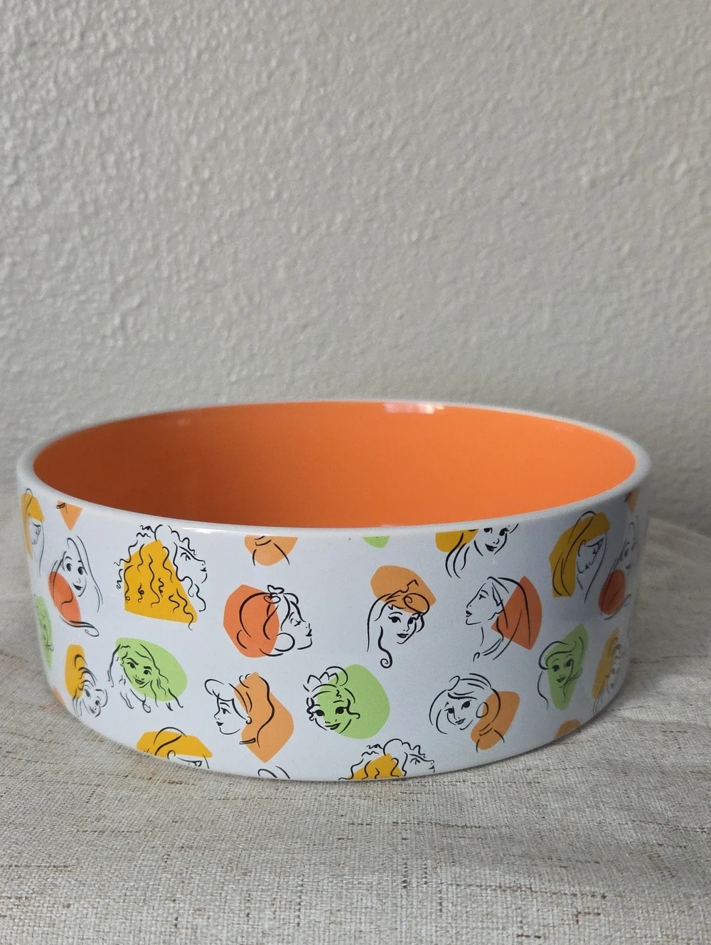 Disney cups capacity