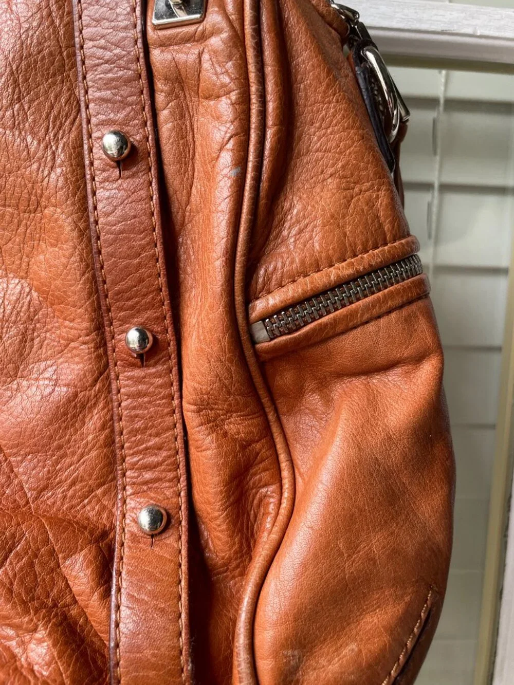 Rebecca Minkoff missing shoulder